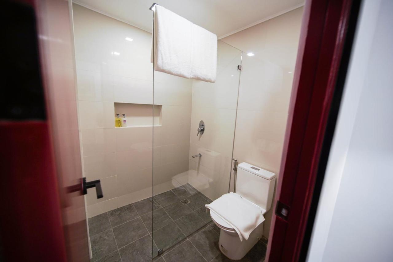 Unwnd Boutique Hotel Makati Makati City Bagian luar foto